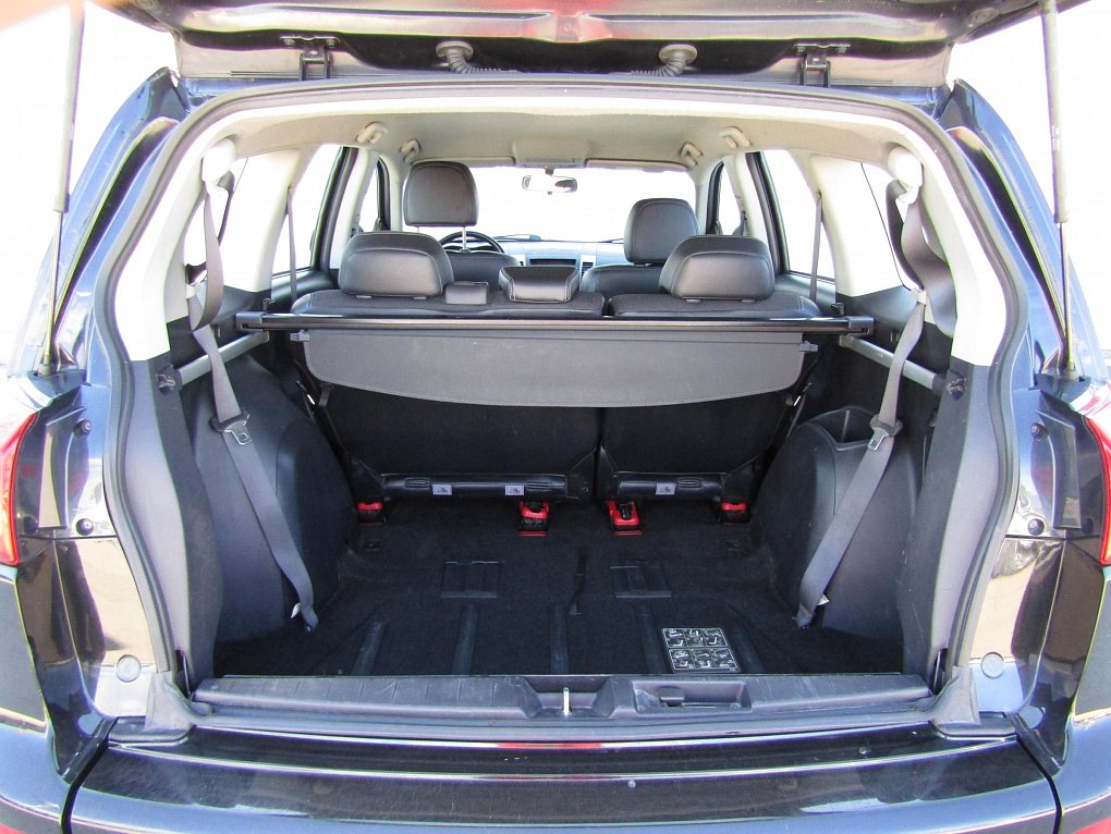Peugeot 4007 2.2 HDi  4x4, 7míst