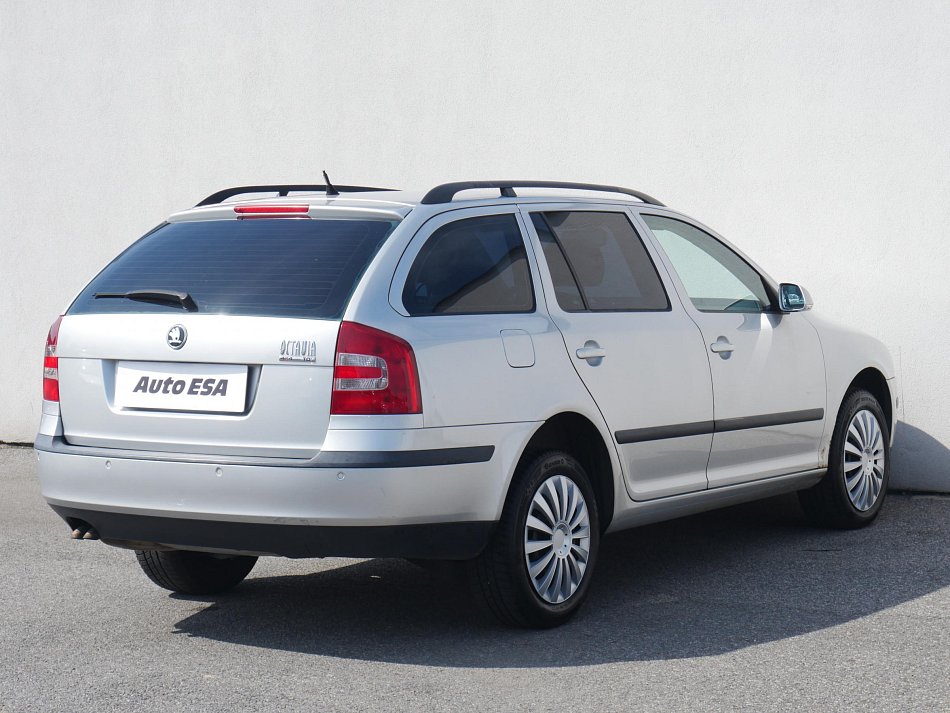 Škoda Octavia II 2.0 TDi Elegance 4x4