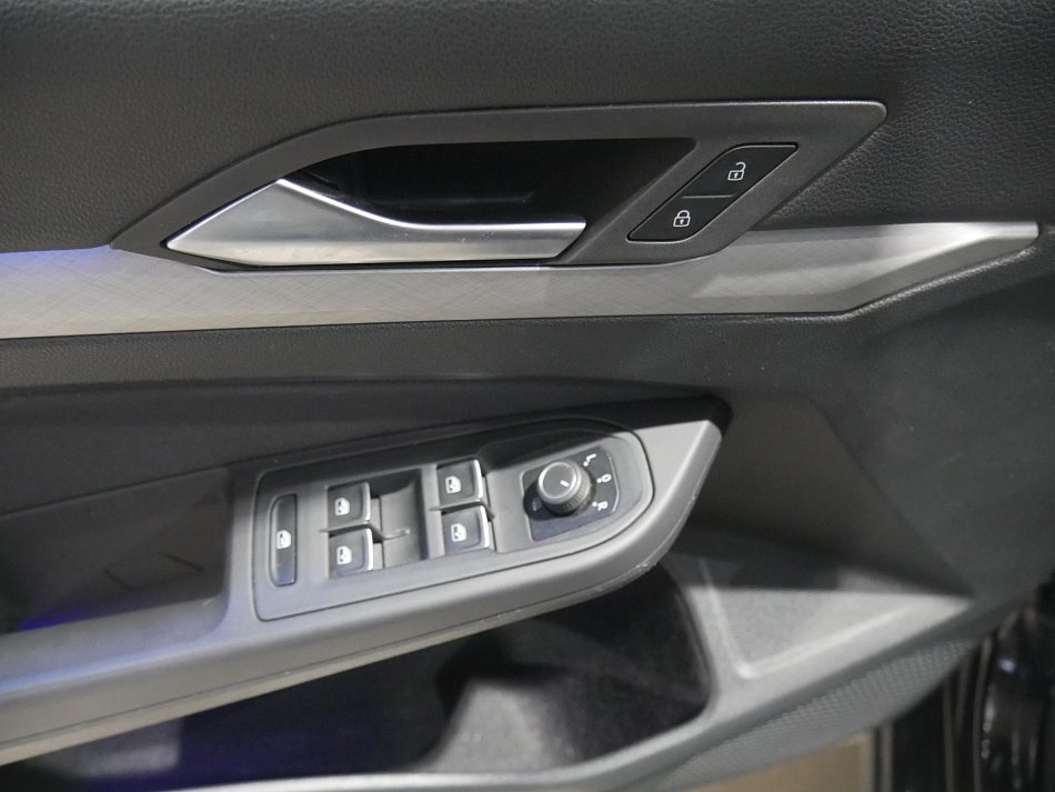 Volkswagen Golf 1.5 TSi 