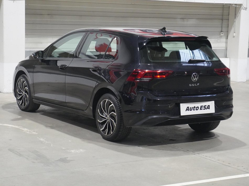 Volkswagen Golf 1.5 TSi 