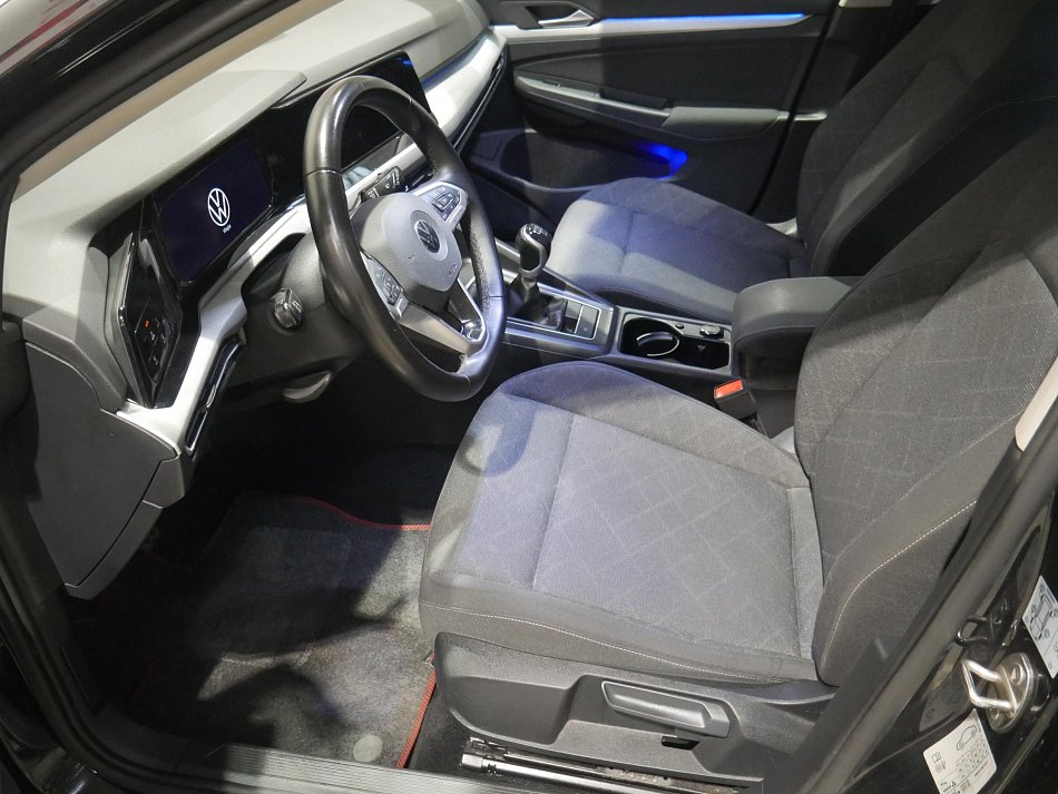 Volkswagen Golf 1.5 TSi 