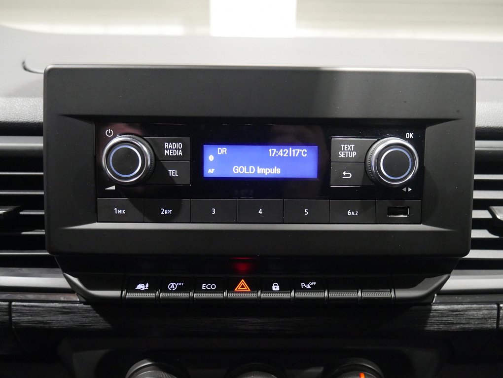 Renault Trafic 2.0dCi  L2 8míst