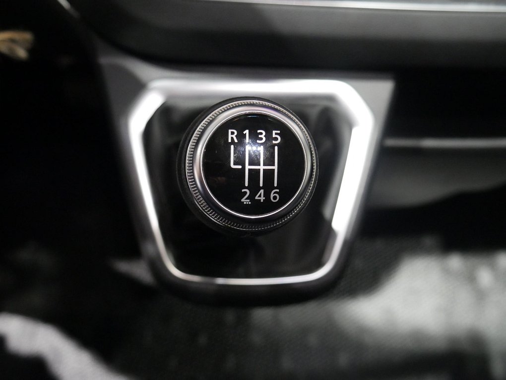 Renault Trafic 2.0dCi  L2 8míst