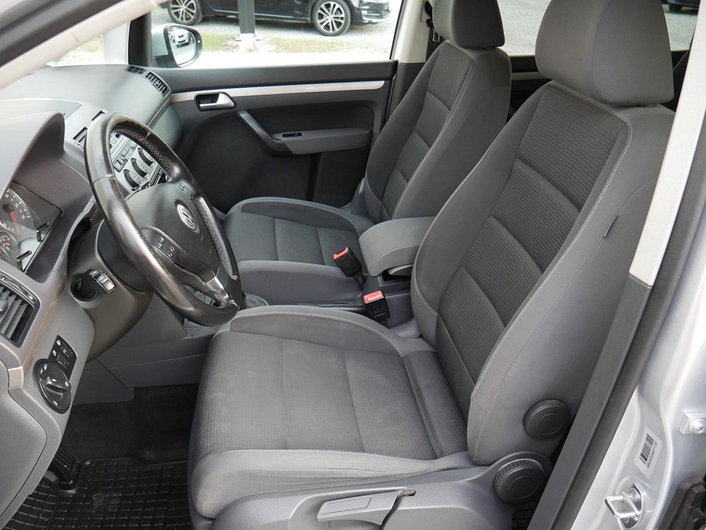 Volkswagen Touran 1.4TSI 