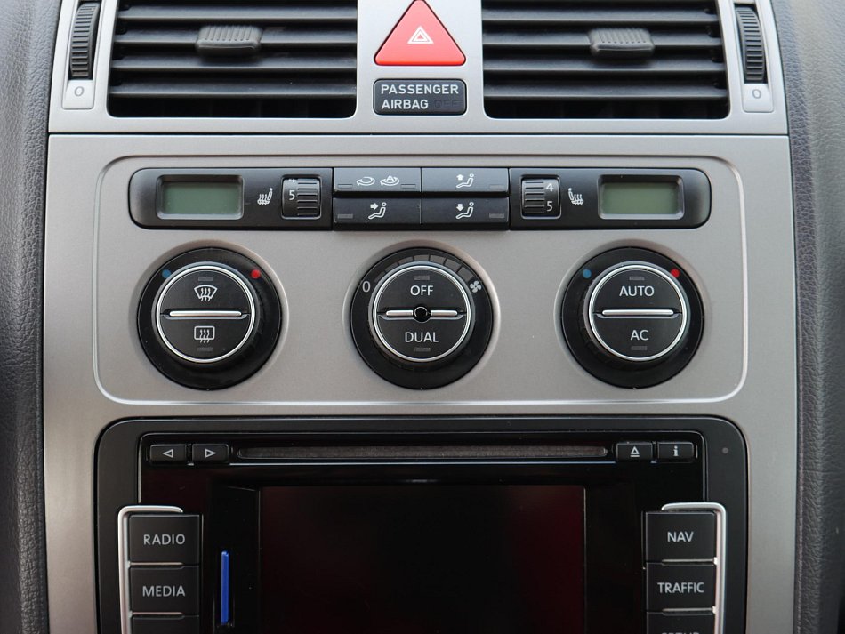 Volkswagen Touran 1.4TSI 