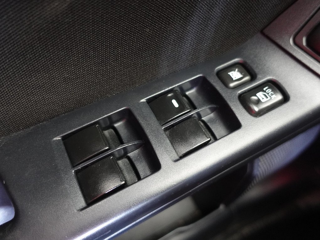 Mitsubishi Lancer 1.8i 