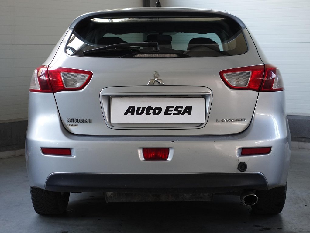 Mitsubishi Lancer 1.8i 