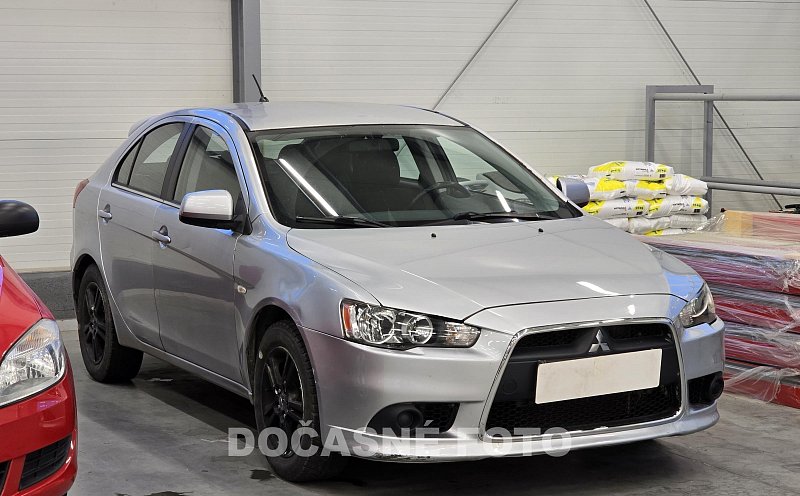 Mitsubishi Lancer 1.8i 
