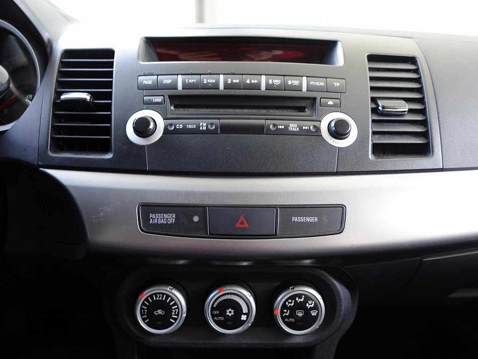 Mitsubishi Lancer 1.8i 