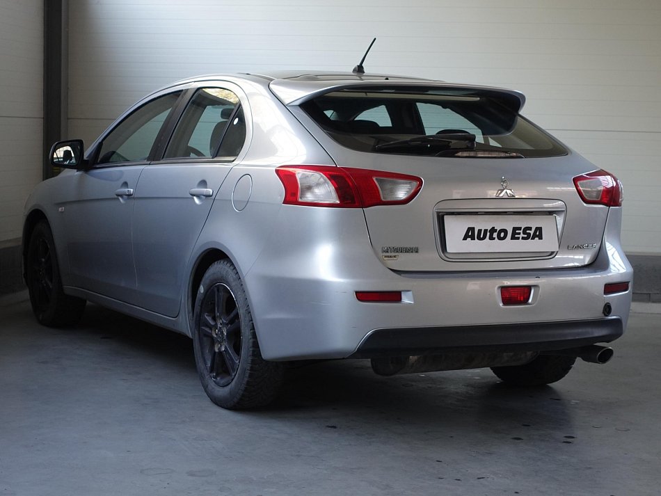 Mitsubishi Lancer 1.8i 