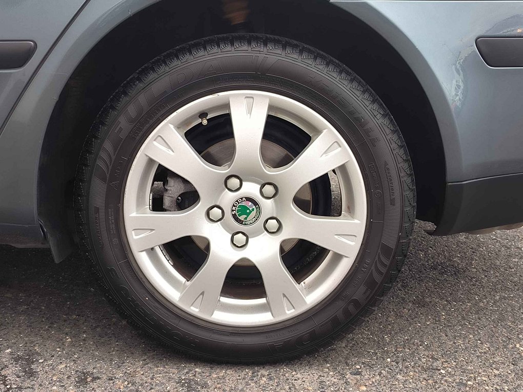 Škoda Octavia II 1.6MPi Ambition