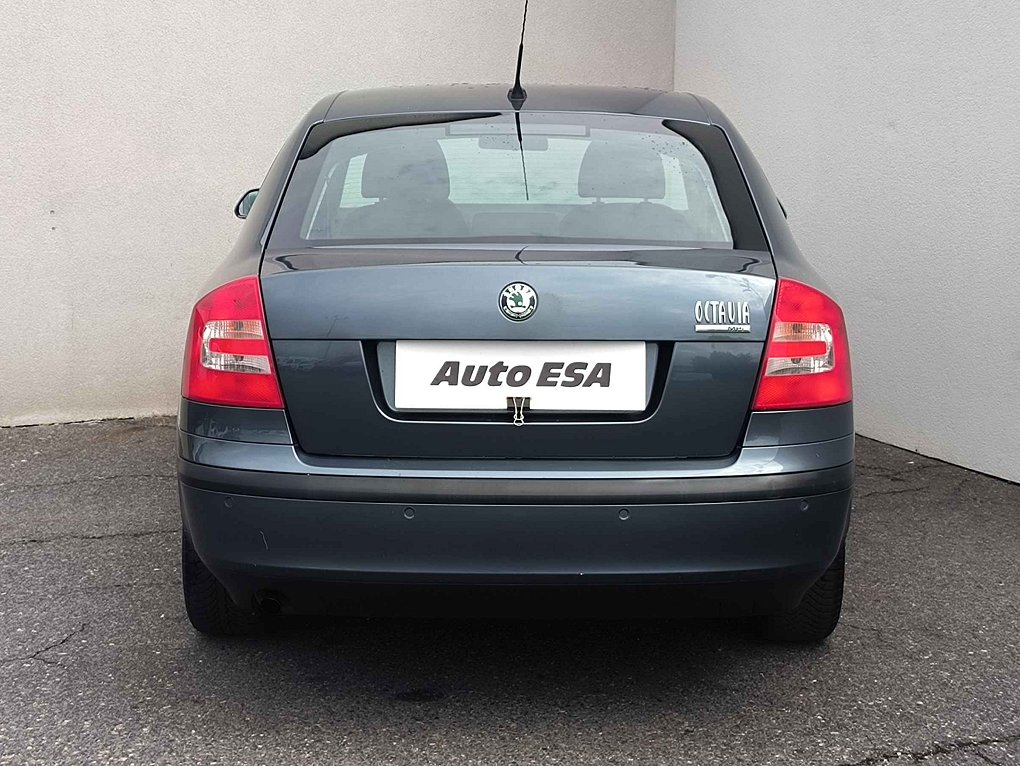 Škoda Octavia II 1.6MPi Ambition