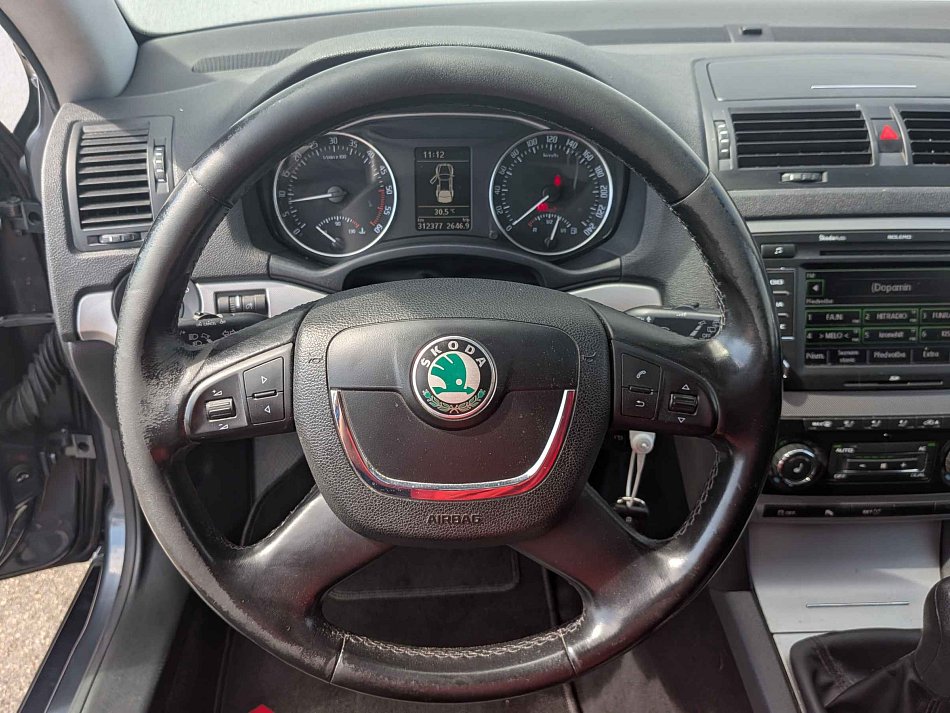 Škoda Octavia II 2.0TDi Elegance