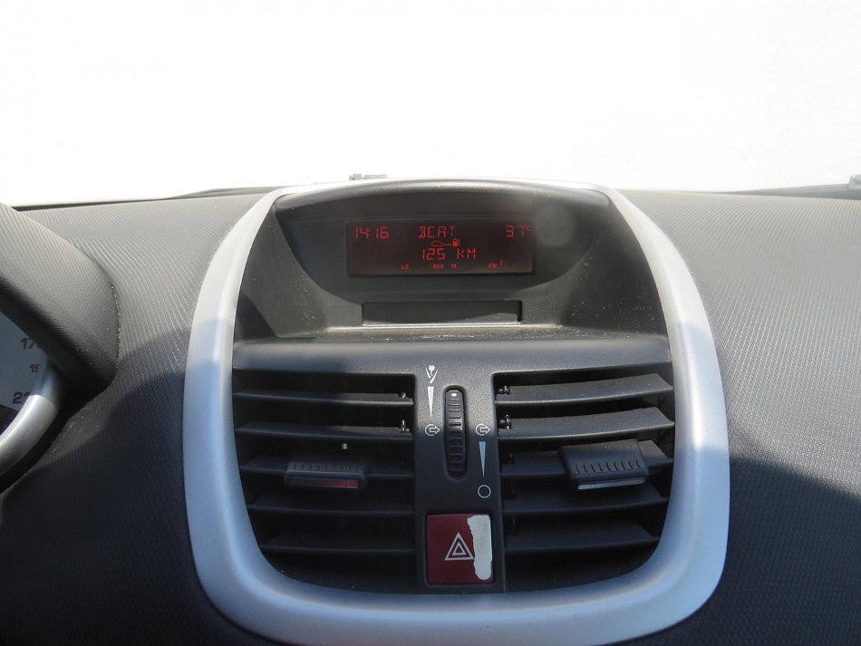 Peugeot 207 1.4i 