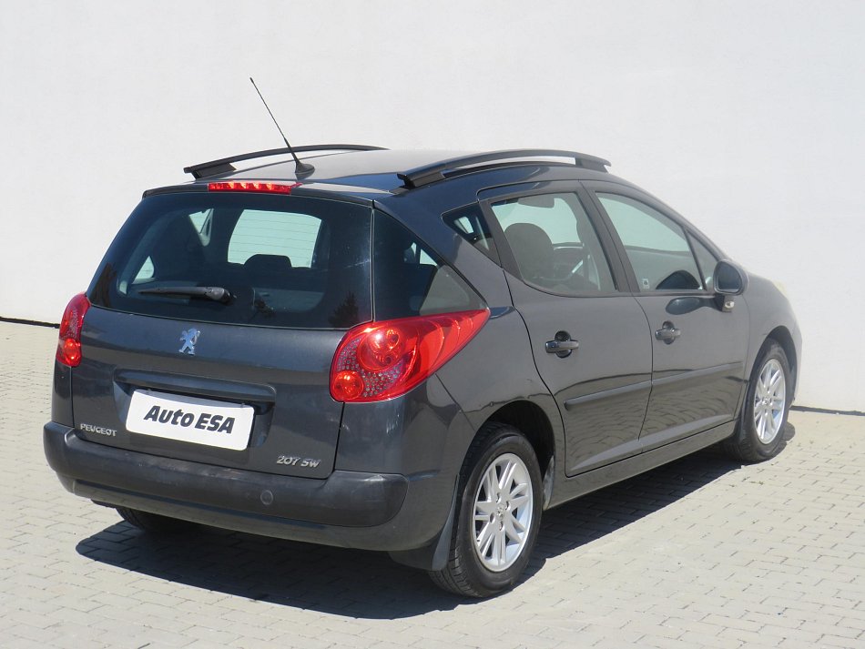 Peugeot 207 1.4i 
