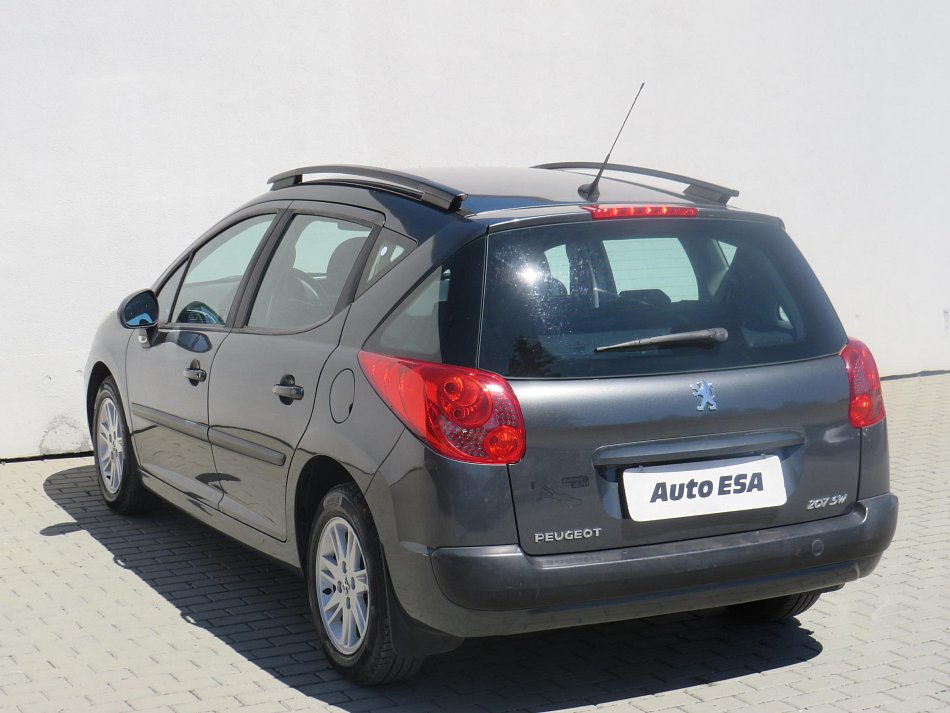 Peugeot 207 1.4i 