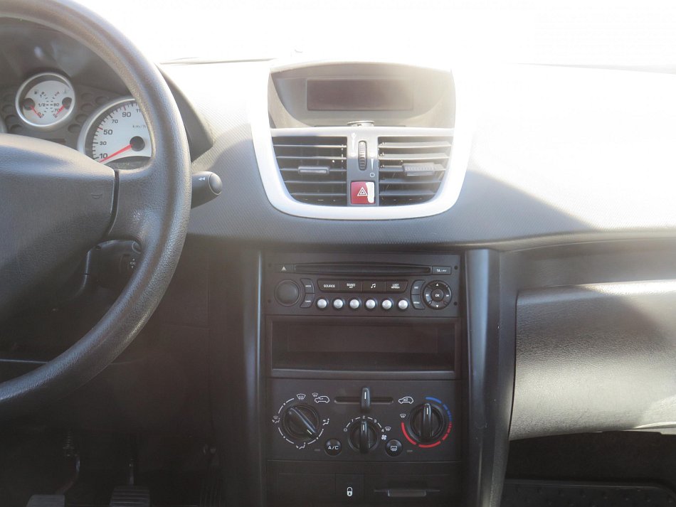 Peugeot 207 1.4i 