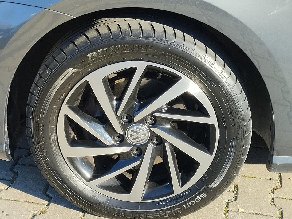 Volkswagen Golf 1.0 TSi Join