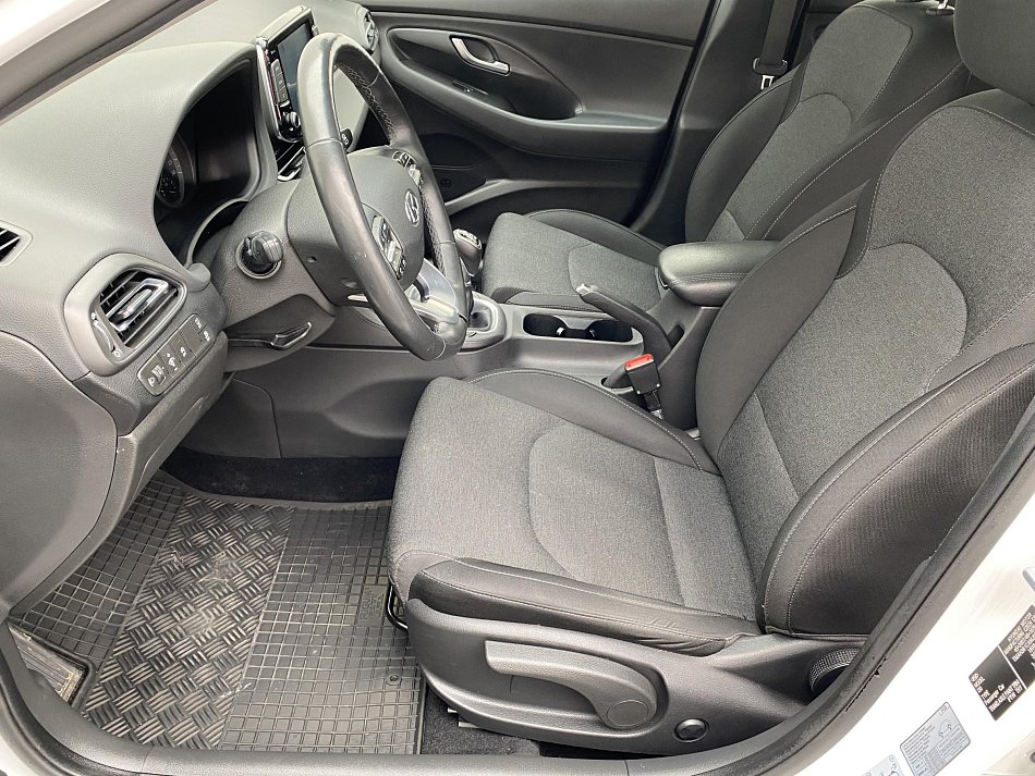 Hyundai I30 1.5 DPi Smart