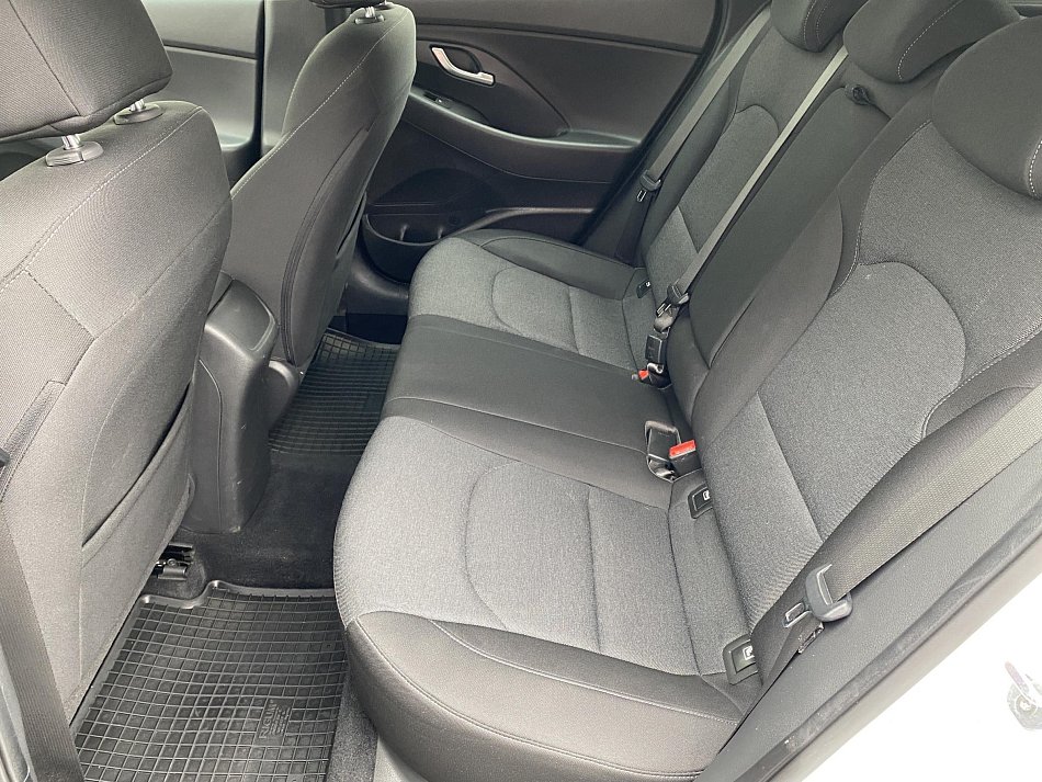 Hyundai I30 1.5 DPi Smart