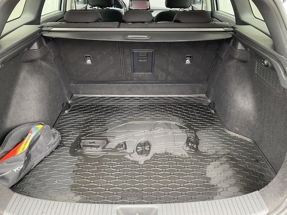 Hyundai I30 1.5 DPi Smart