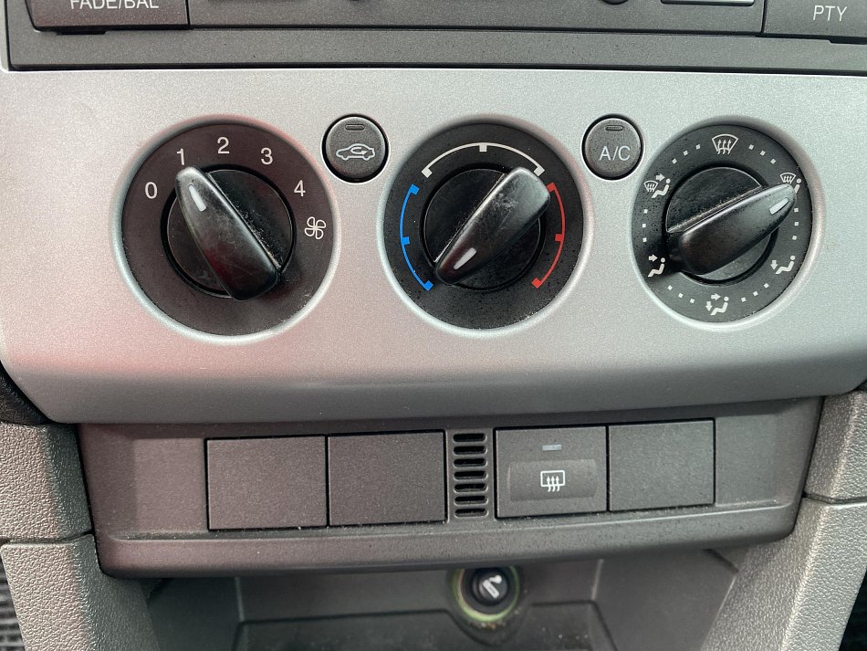 Ford Focus 1.6 16V 
