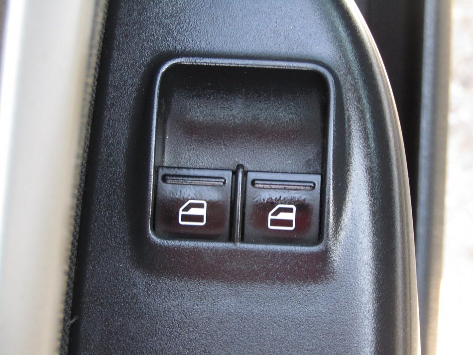 Škoda Octavia II 1.6 TDi Ambition