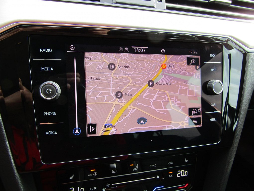 Volkswagen Passat 2.0TDi Elegance