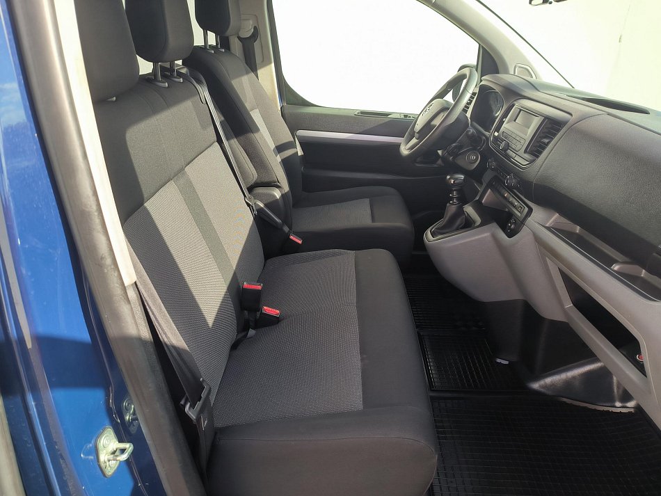 Opel Vivaro 2.0CDTi Enjoy L3 6míst