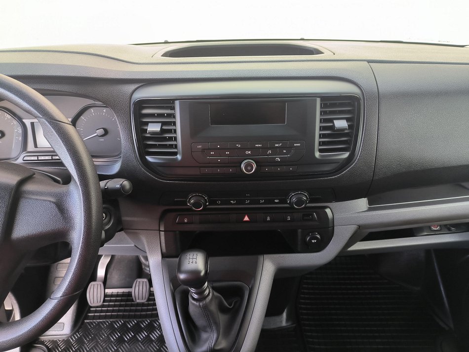 Opel Vivaro 2.0CDTi Enjoy L3 6míst