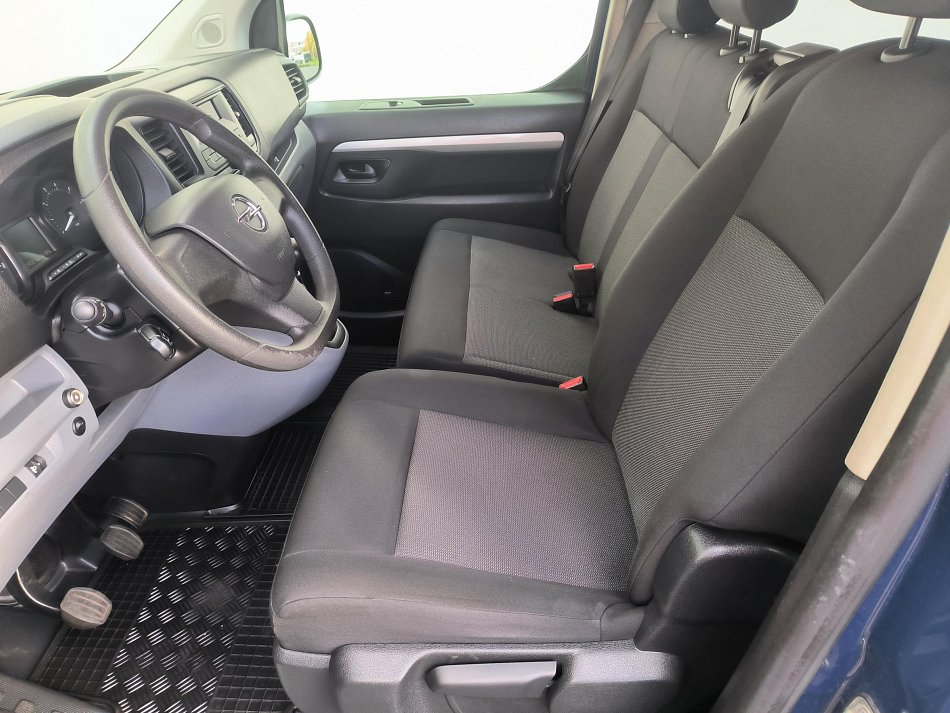 Opel Vivaro 2.0CDTi Enjoy L3 6míst