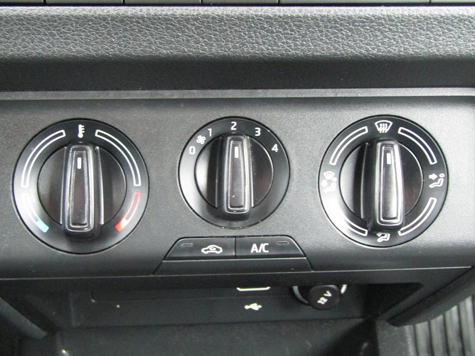 Škoda Fabia III 1.0i 