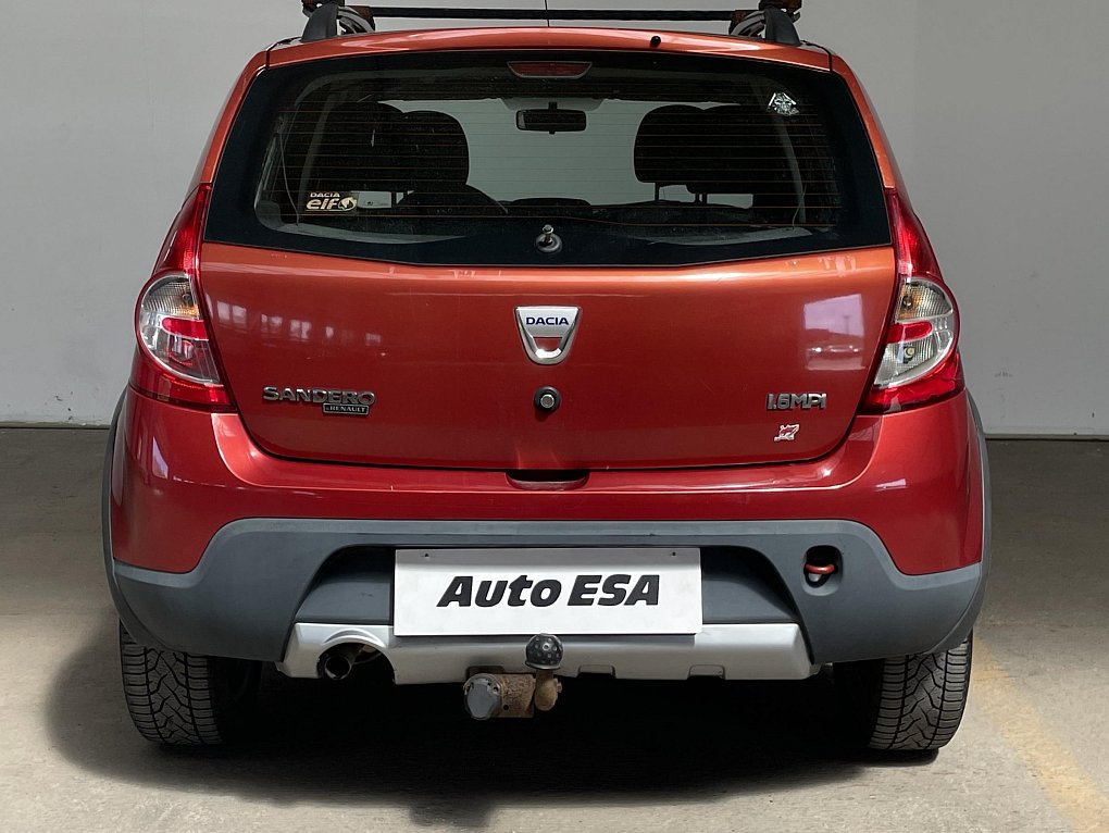 Dacia Sandero 1.6i 