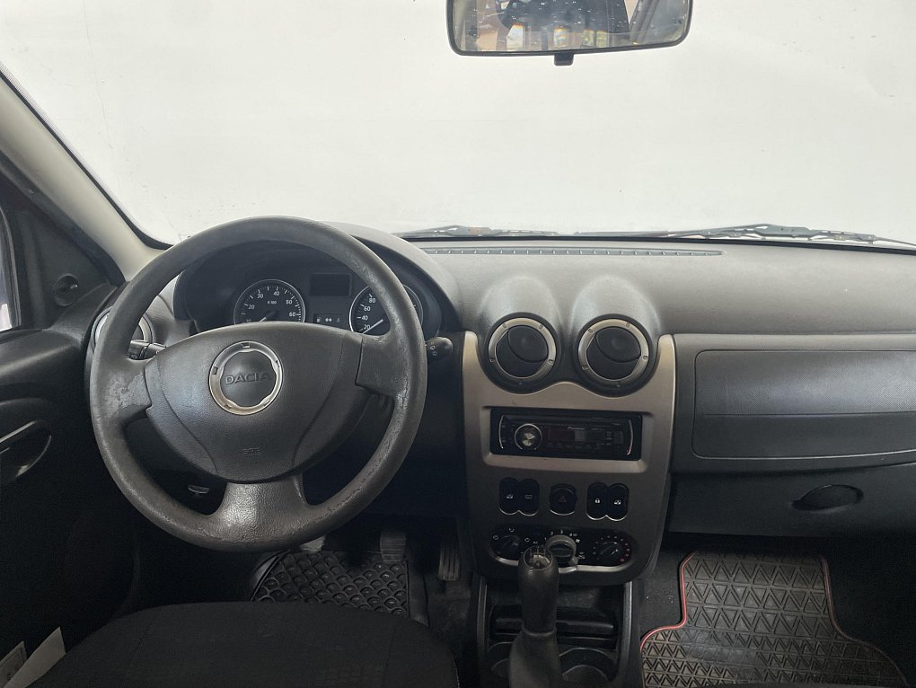 Dacia Sandero 1.6i 