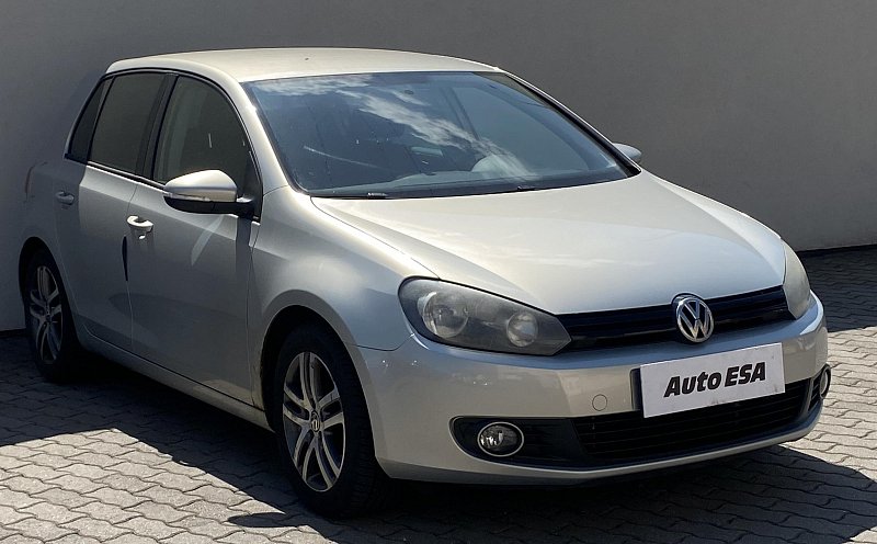 Volkswagen Golf 1.2TSI 