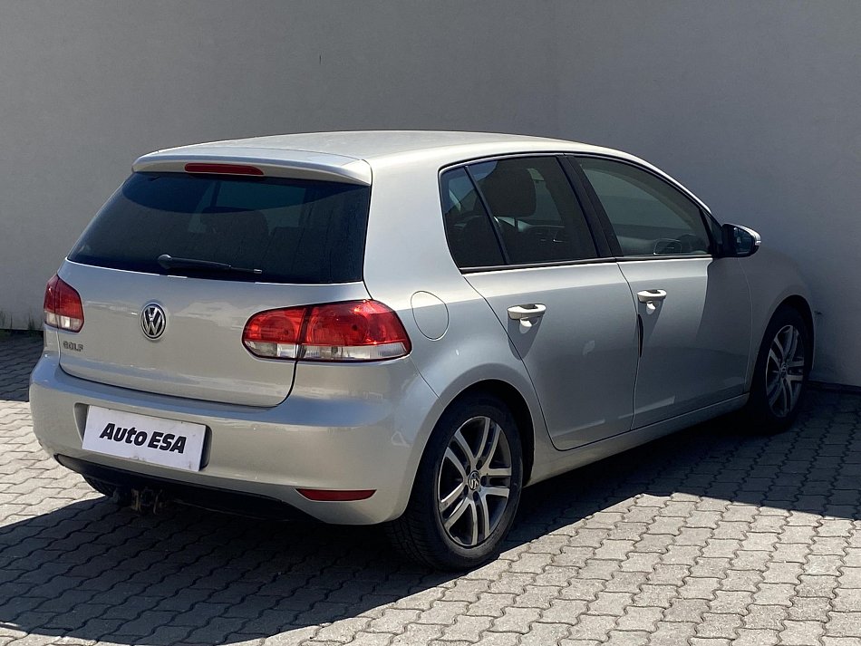 Volkswagen Golf 1.2TSI 