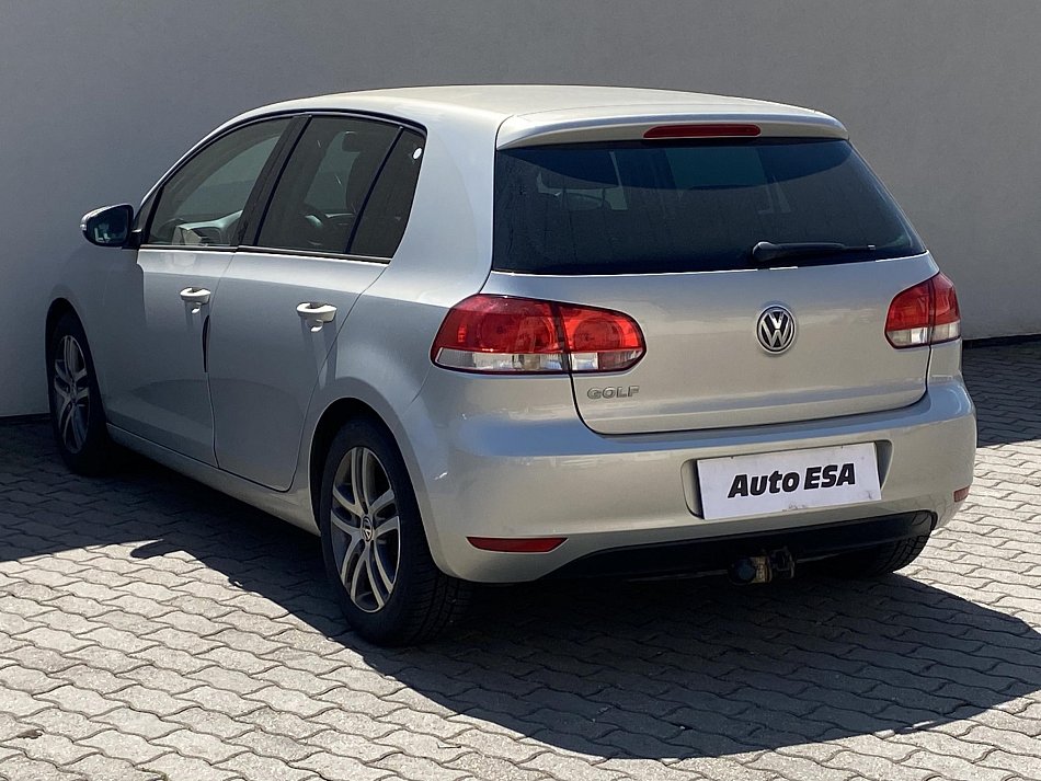 Volkswagen Golf 1.2TSI 