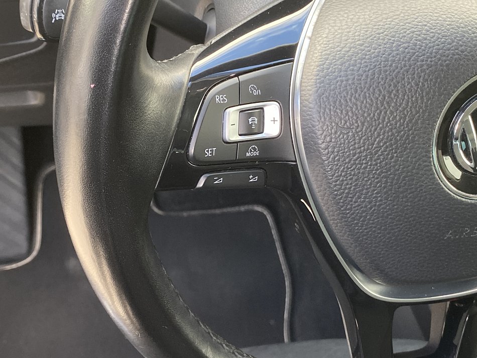 Volkswagen Tiguan 2.0 TDi R-Line 4x4