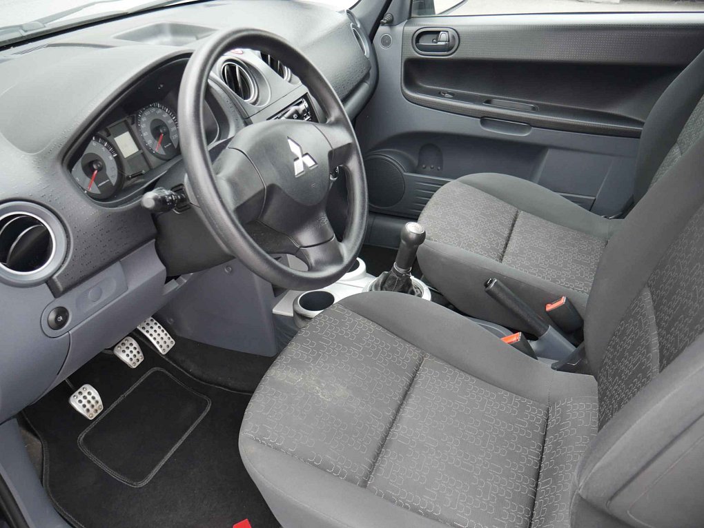 Mitsubishi Colt 1.2i 