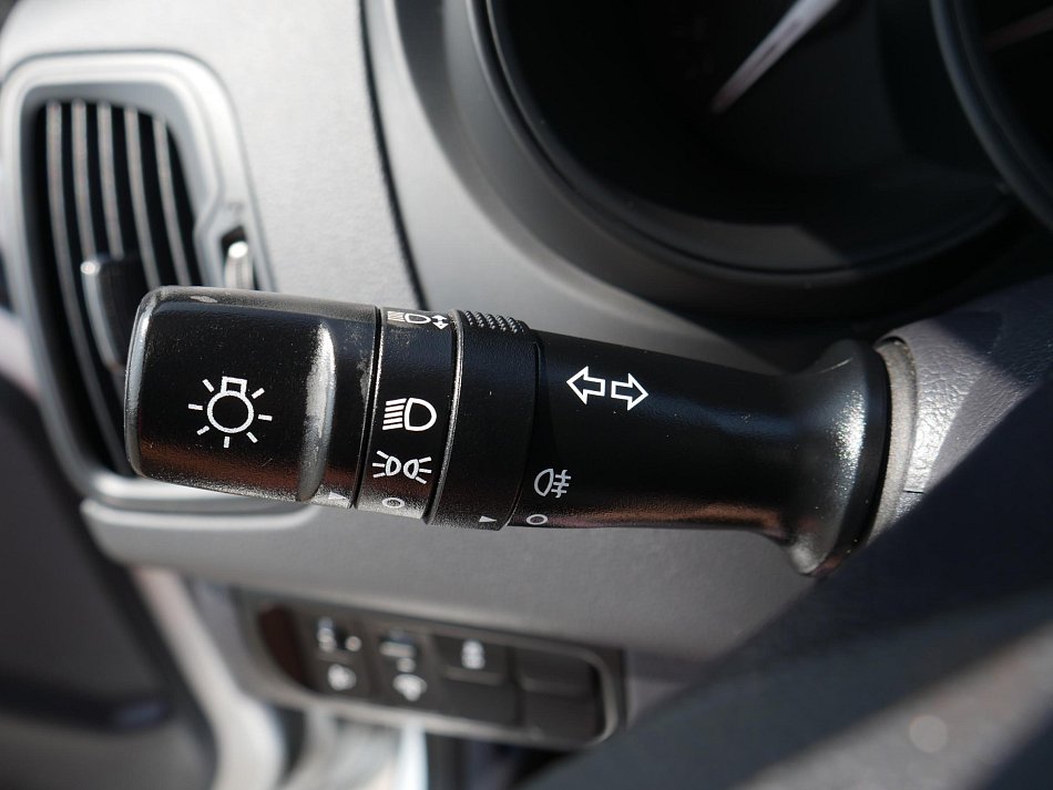 Kia Rio 1.4i 