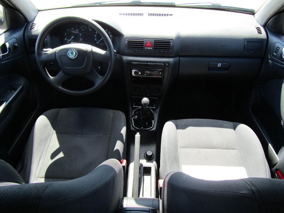 Škoda Octavia 1.6i 