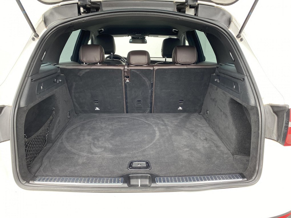 Mercedes-Benz GLC 2.0i  250 4Matic
