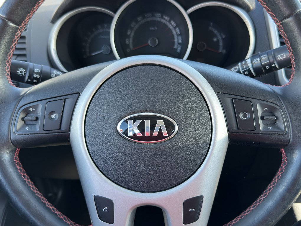 Kia Venga 1.4i 