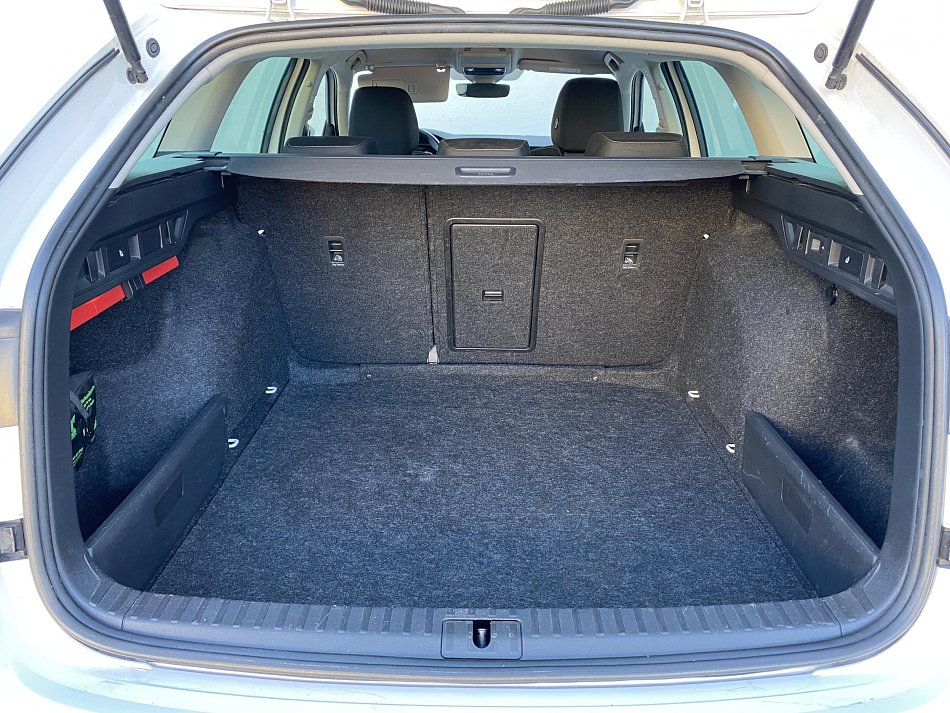 Škoda Octavia IV 2.0 TDi Style