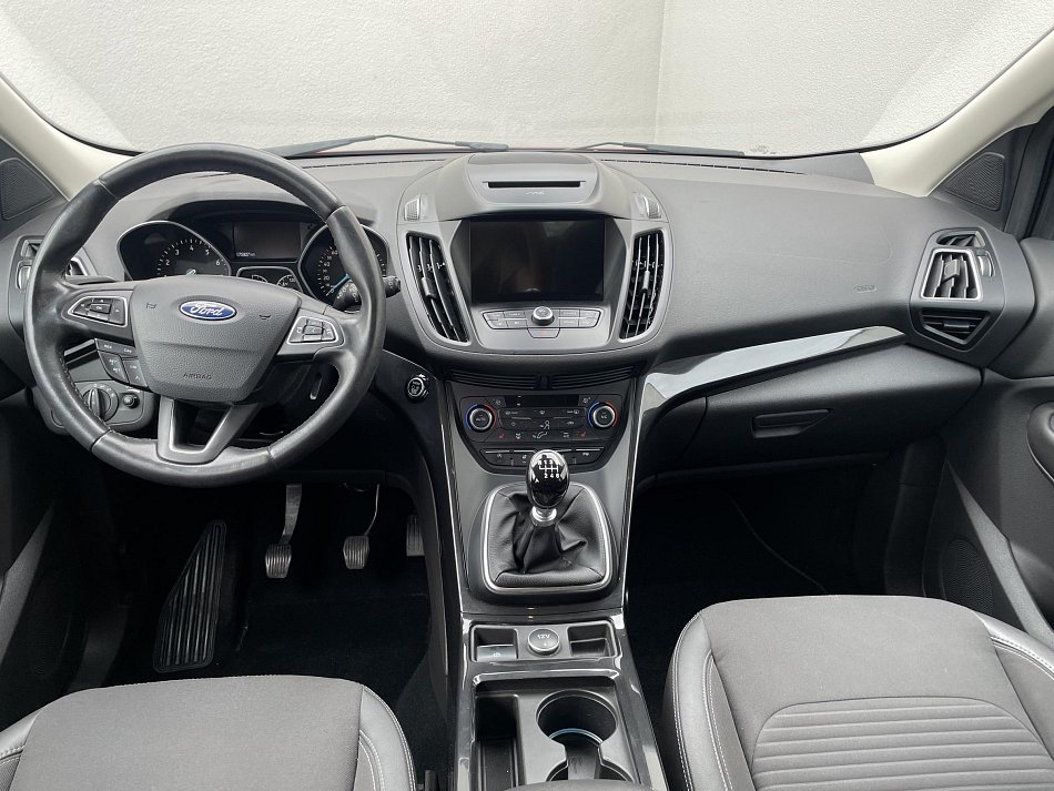 Ford Kuga 1.5 EB Trend