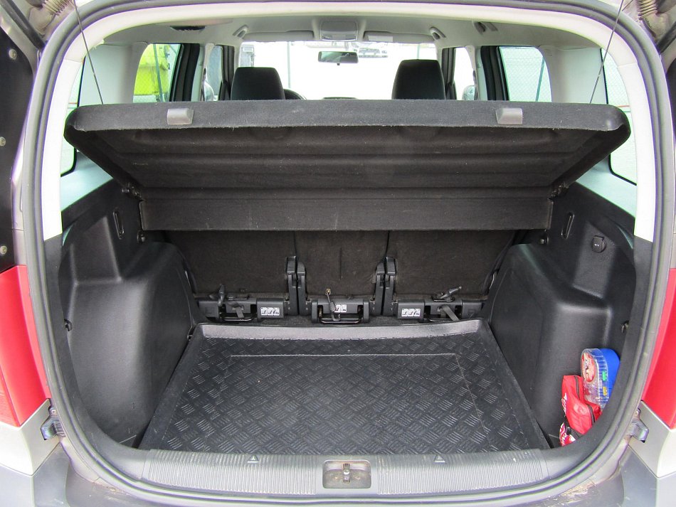 Škoda Yeti 2.0 TDi Fresh 4x4