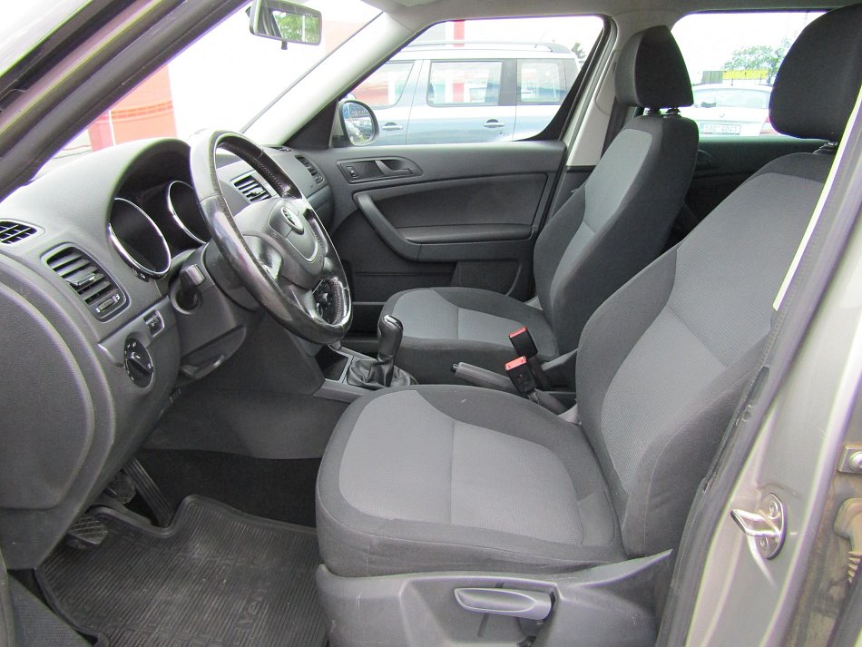 Škoda Yeti 2.0 TDi Fresh 4x4
