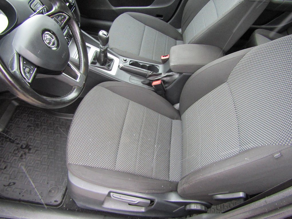 Škoda Octavia III 1.6 TDi 