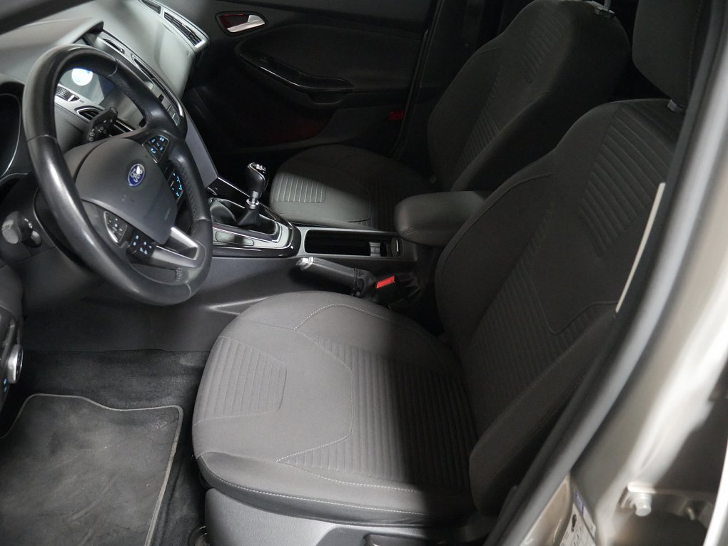 Ford Focus 1.5EB 