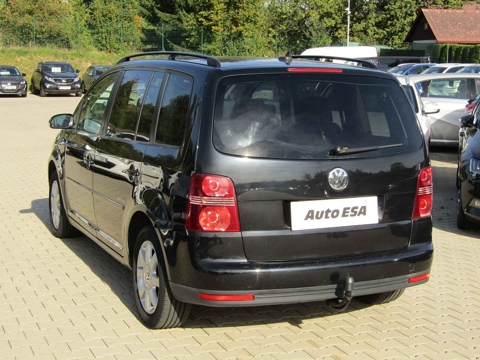 Volkswagen Touran 1.9 TDi 